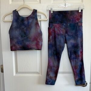 📦 MOVING SALE! Athleta SET Conscious Crop Top and Salutation Capri in Supernova